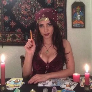 Wanda, astrologer and psychic